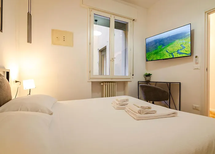 شقة Dimora Galliera